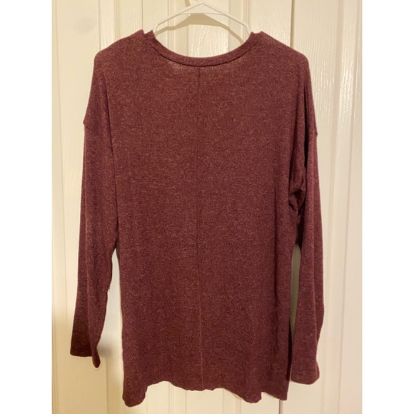AMERICAN EAGLE Burgundy Sweater - Picture 2 of 2